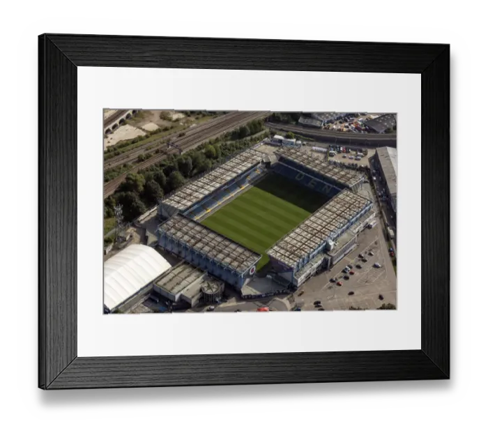 Framed Print : The New Den 35098_004 Framed Print : The New Den 35098_004