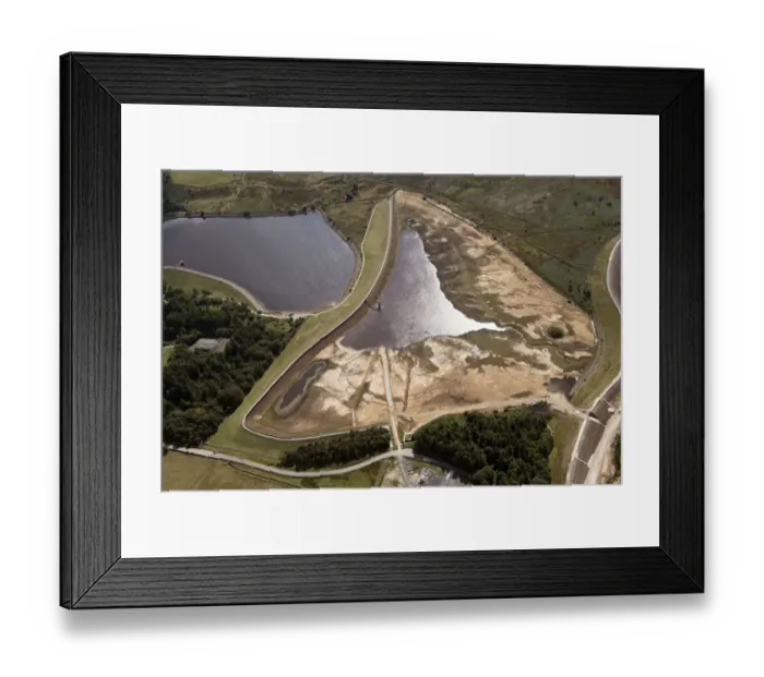 Framed Print : Drained reservoir 34070_001