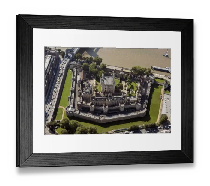 Framed Print : Tower of London 35100_013 Framed Print : Tower of London 35100_013