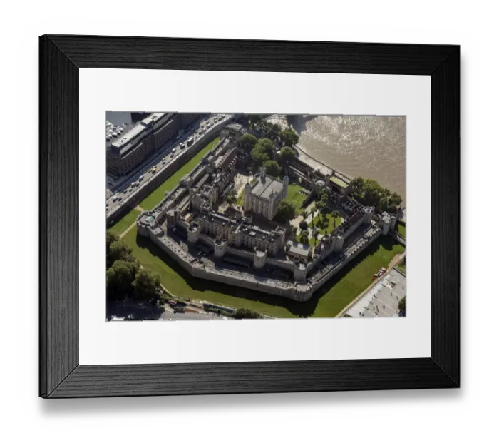Framed Print : Tower of London 35100_014 Framed Print : Tower of London 35100_014