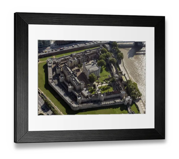 Framed Print : Tower of London 35100_016 Framed Print : Tower of London 35100_016