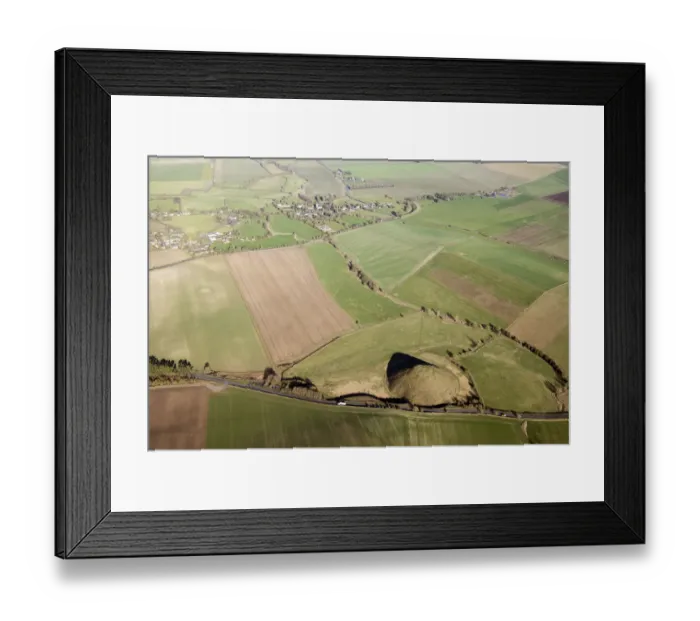 Framed Print : Avebury from Silburry Hill 33786_023