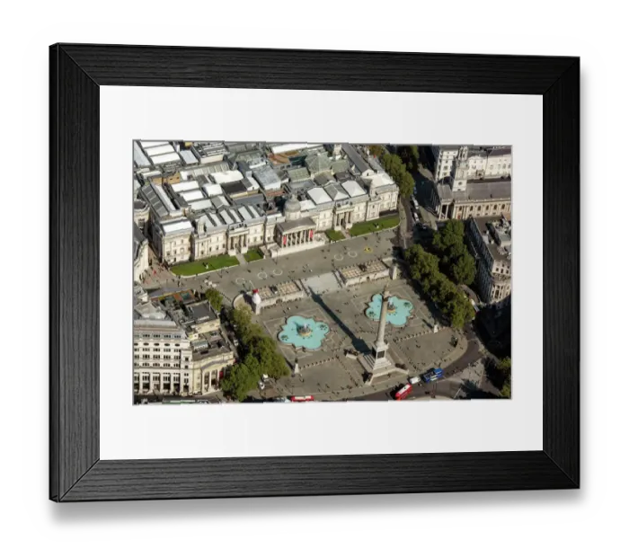 Framed Print : Trafalgar Square 35102_011 Framed Print : Trafalgar Square 35102_011