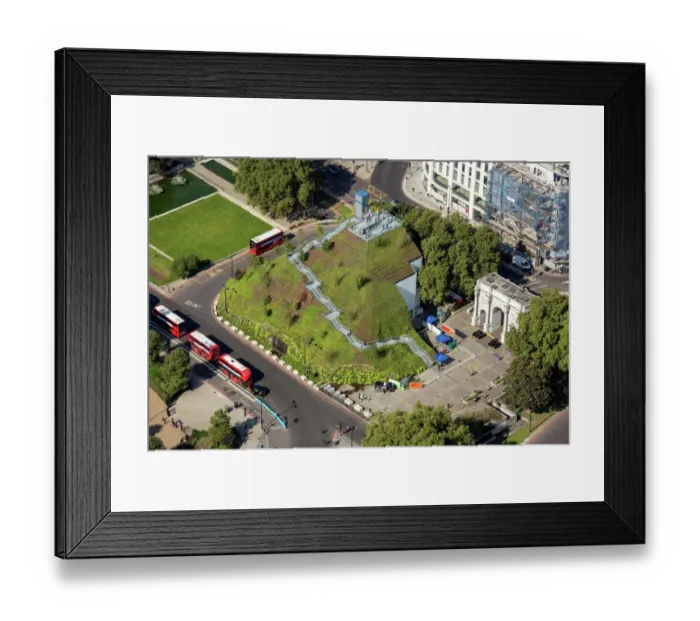 Framed Print : Marble Arch Mound 35103_012