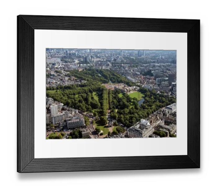 Framed Print : Buckingham Palace Gardens 35103_018