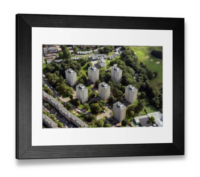 Framed Print : Alton West Estate 35108_026 Framed Print : Alton West Estate 35108_026