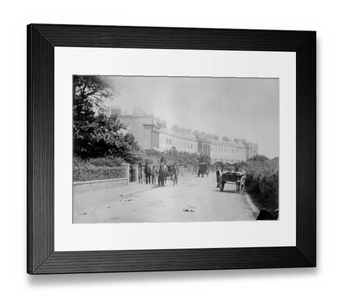 Framed Print : The Crescent BB87_04504 Framed Print : The Crescent BB87_04504