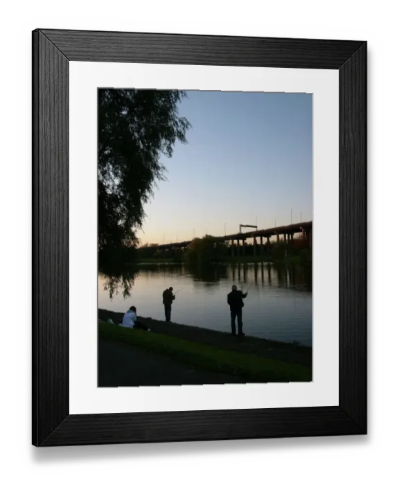 Framed Print : Fishing PLA01_01_038