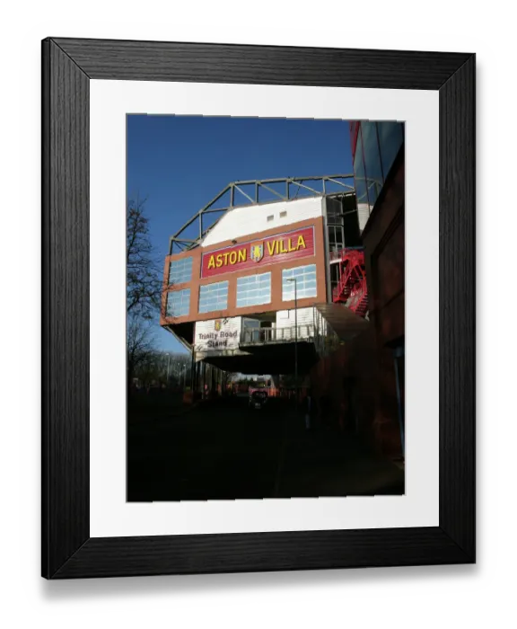 Framed Print : Villa Park PLA01_01_049