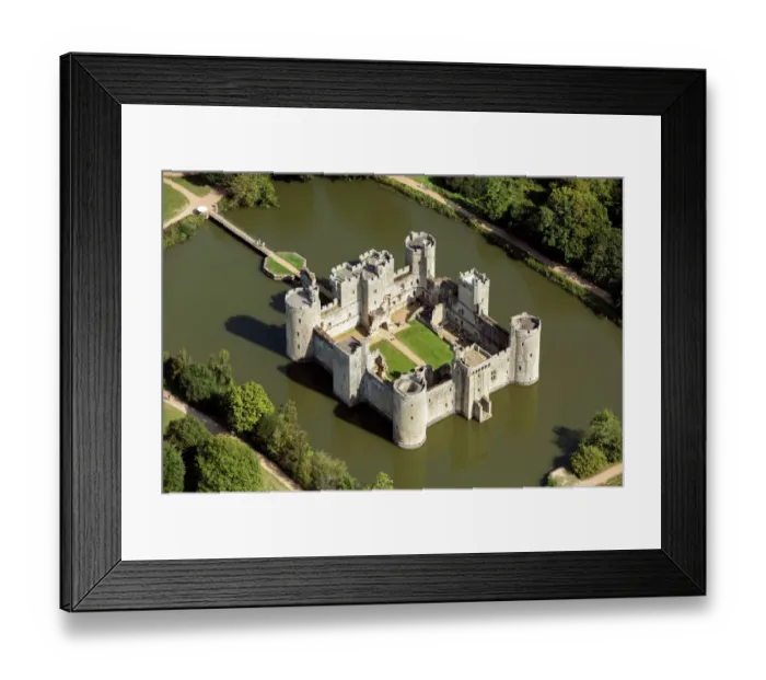 Framed Print : Bodiam Castle 33964_037 Framed Print : Bodiam Castle 33964_037