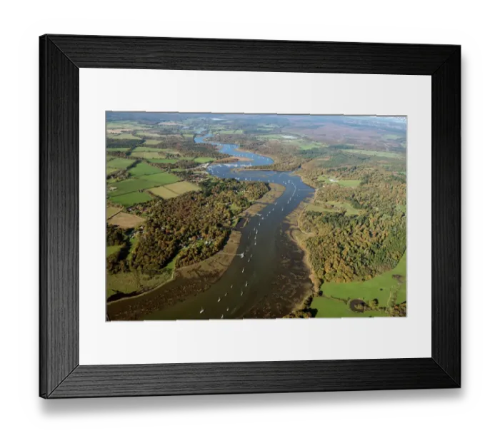Framed Print : Beaulieu River 33947_024