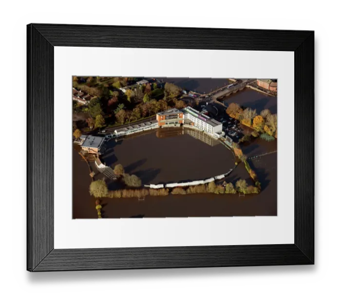Framed Print : Worcester under water 33871_005
