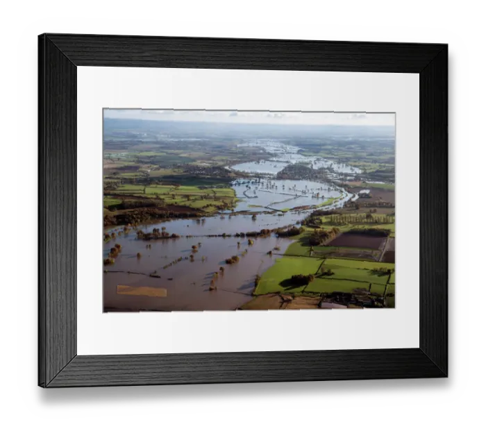 Framed Print : Upton upon Severn 33871_024 Framed Print : Upton upon Severn 33871_024