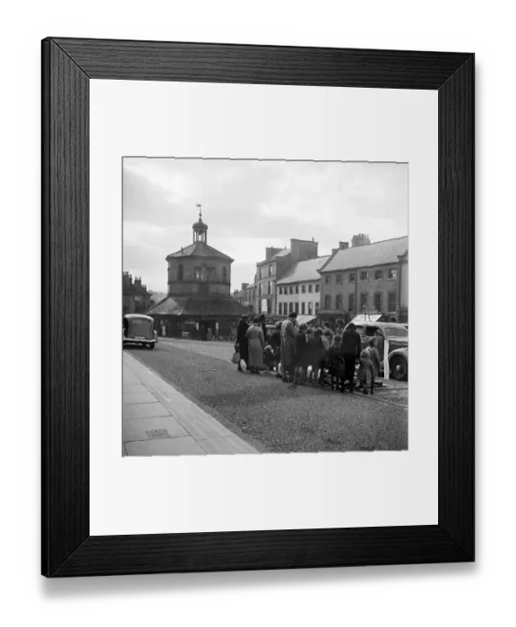 Framed Print : Barnard Castle Market Place a62_02696