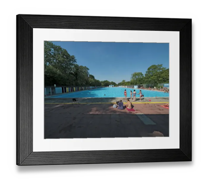 Framed Print : Tooting Bec Lido PLA01_03_0331
