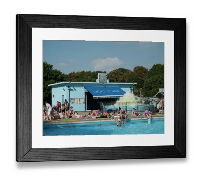 Framed Print : Tooting Bec Lido PLA01_03_0326