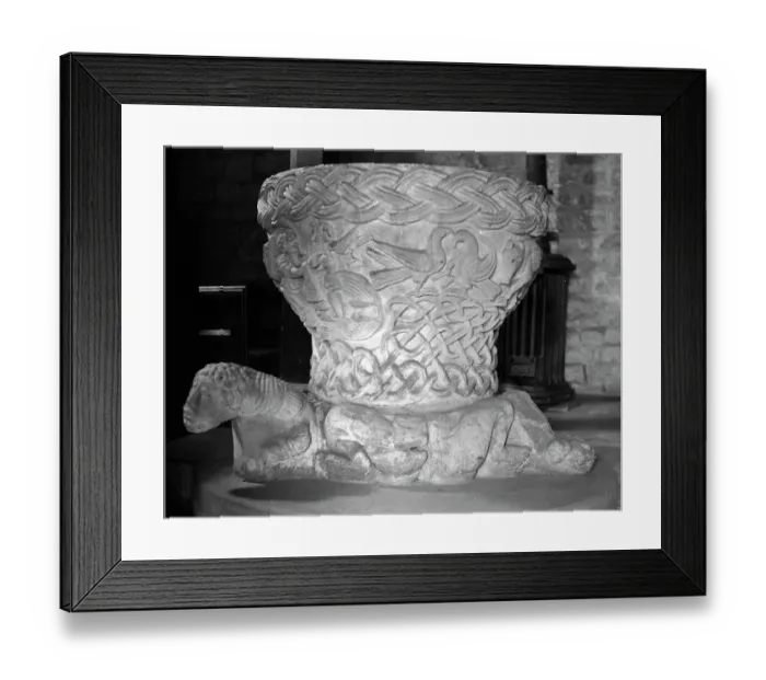 Framed Print : Castle Frome font BB49_00388
