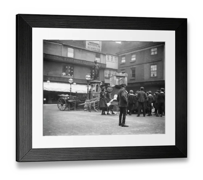 Framed Print : Punch and Judy MCF01_02_0042