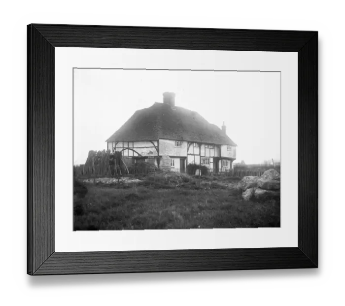 Framed Print : Blue House MCF01_02_0082