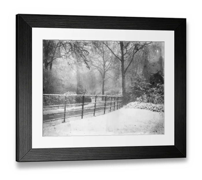 Framed Print : Kensington Gardens MCF01_02_0088 Framed Print : Kensington Gardens MCF01_02_0088