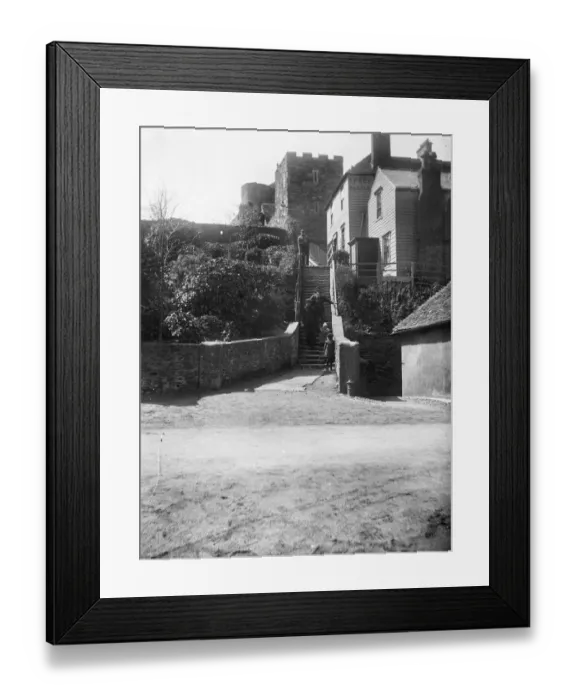 Framed Print : Ypres Castle Inn MCF01_02_0108