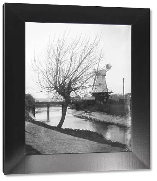 Rye Windmill MCF01_02_0132