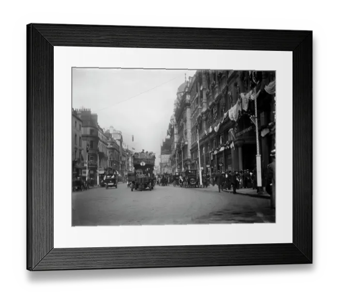 Framed Print : The Strand MCF01_02_0216