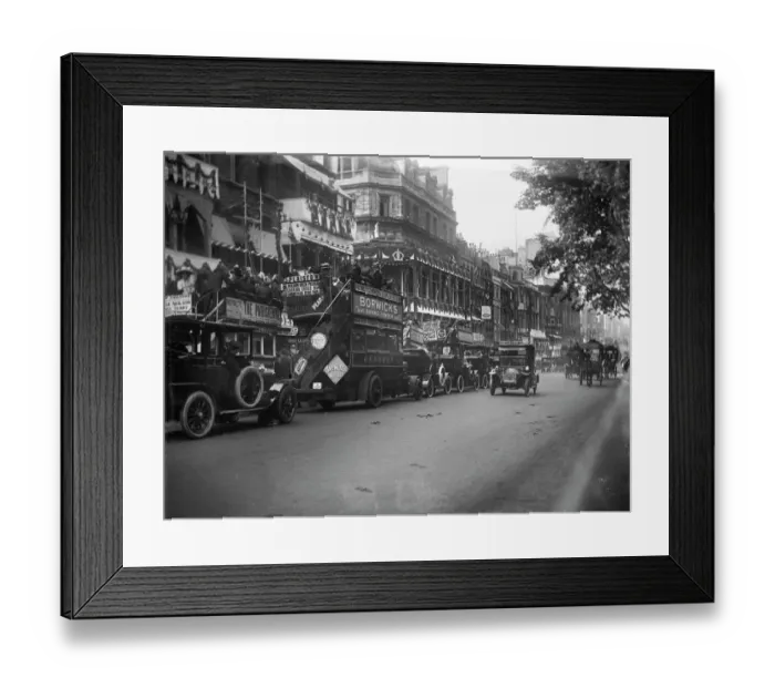 Framed Print : Piccadilly MCF01_02_0221