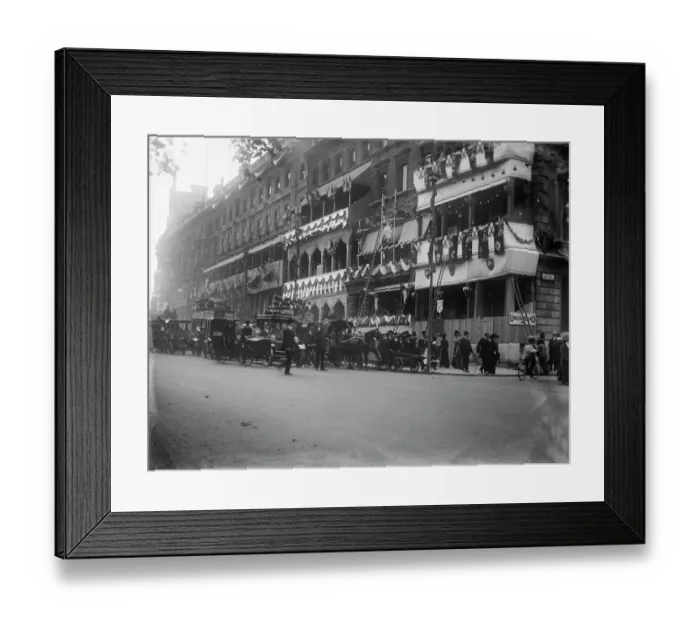 Framed Print : Piccadilly MCF01_02_0222