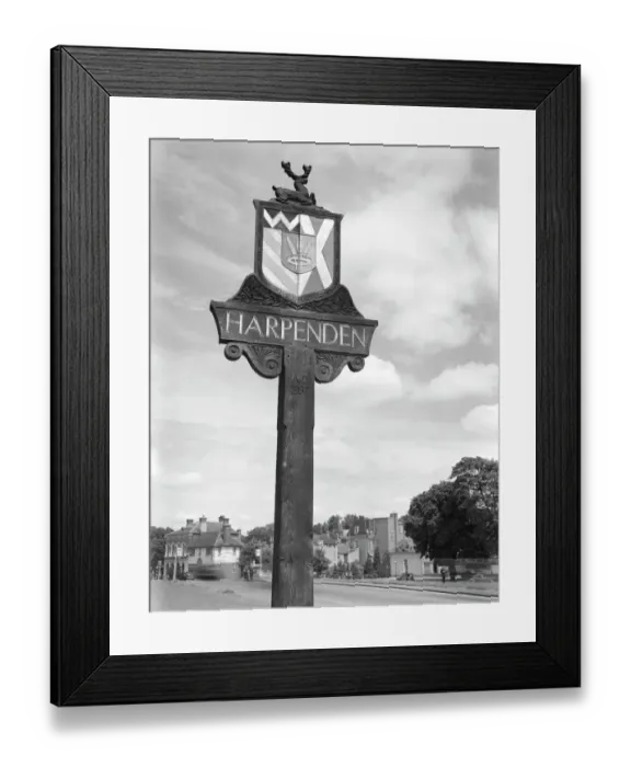 Framed Print : Harpenden Village Sign HKR01_04_563