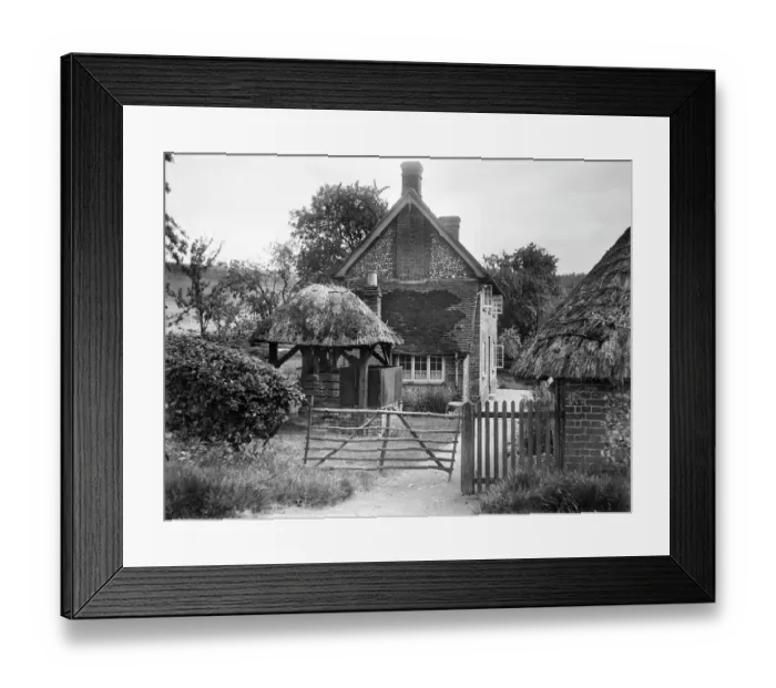 Framed Print : Farmhouse MCF01_02_0542