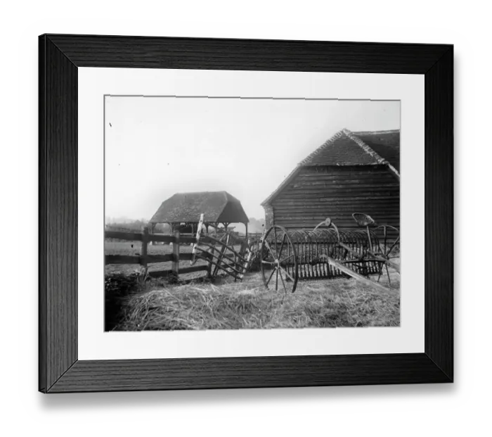 Framed Print : Green End Farm MCF01_02_0559
