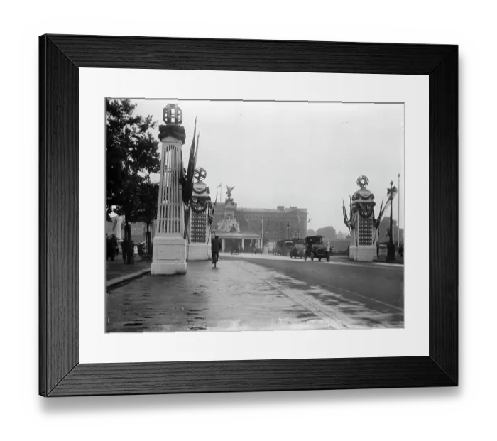 Framed Print : The Mall MCF01_02_0602