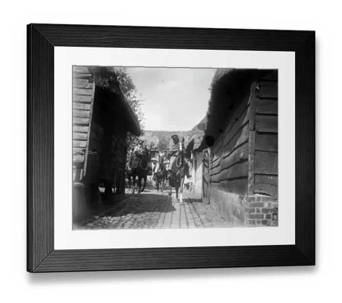 Framed Print : Royal Oak Inn MCF01_02_0679 Framed Print : Royal Oak Inn MCF01_02_0679