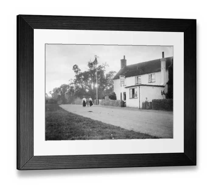 Framed Print : The Barley Mow MCF01_02_1451