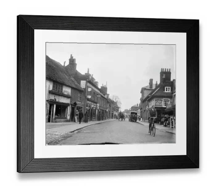 Framed Print : Farnham MCF01_02_1463