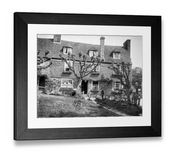 Framed Print : The Crown Inn MCF01_02_1565