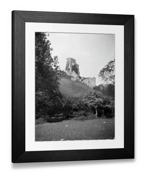 Framed Print : Corfe Castle MCF01_02_0977 Framed Print : Corfe Castle MCF01_02_0977