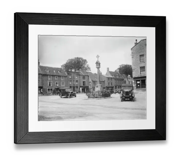 Framed Print : Stow-on-the-Wold MCF01_02_1043