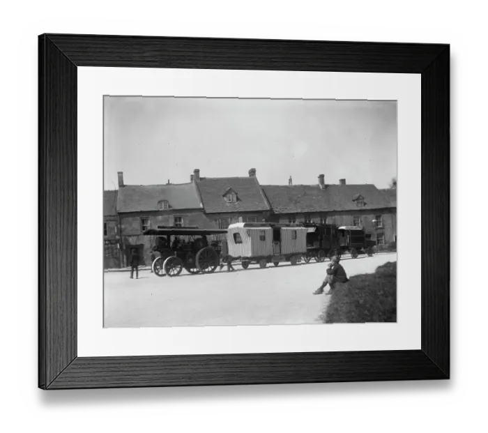 Framed Print : Caravans arriving MCF01_02_1063