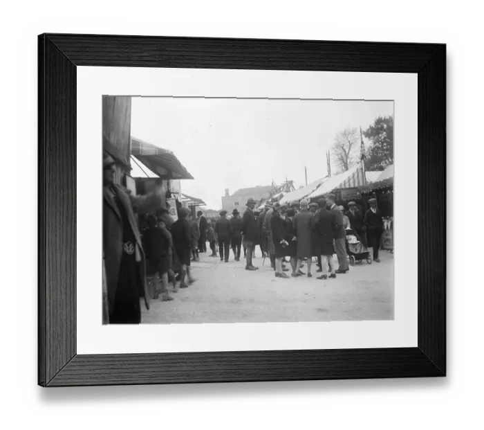 Framed Print : Stow Horse Market MCF01_02_1068 Framed Print : Stow Horse Market MCF01_02_1068