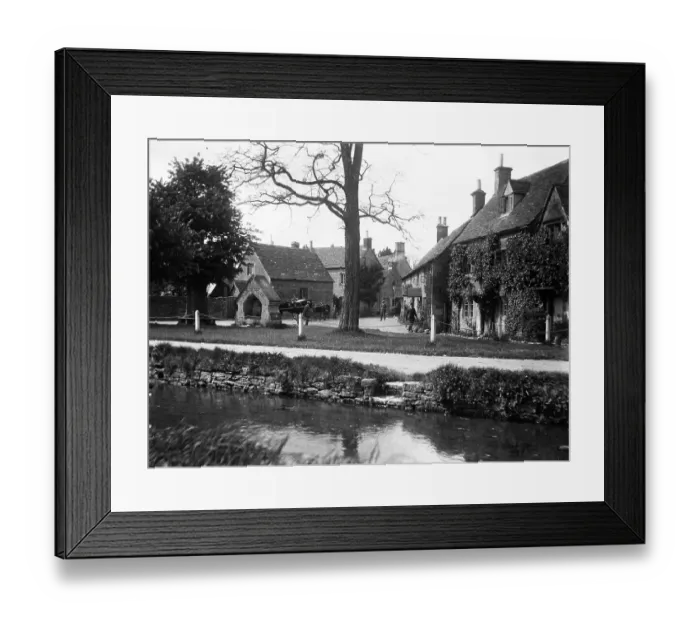 Framed Print : Lower Slaughter MCF01_02_1087 Framed Print : Lower Slaughter MCF01_02_1087