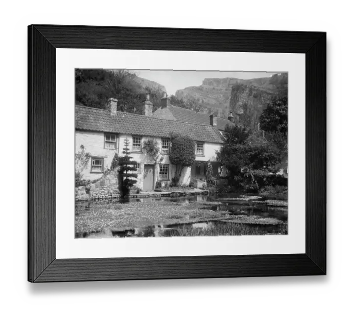 Framed Print : Mark Hole Cottage MCF01_02_1271