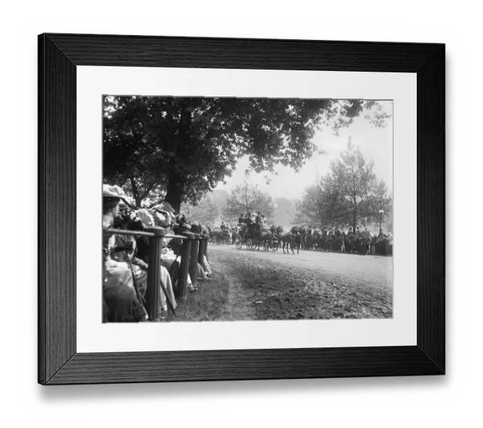 Framed Print : Coaching club meet MCF01_02_1317 Framed Print : Coaching club meet MCF01_02_1317
