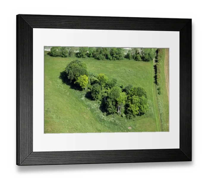 Framed Print : East Kennett Long Barrow 35076_029