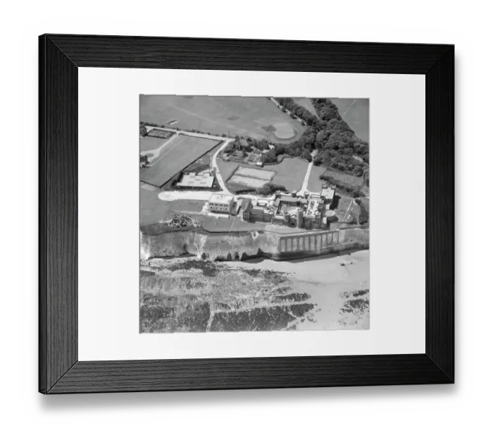 Framed Print : Kingsgate Castle EAW064106