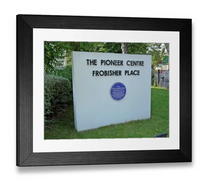 Framed Print : Pioneer Health Centre PLA01_09_197