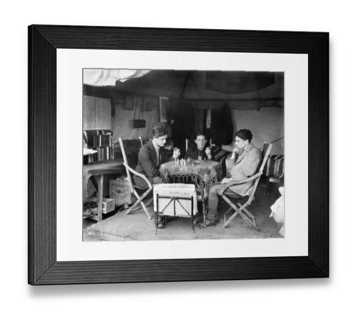 Framed Print : A game of chess EGP_22663_016