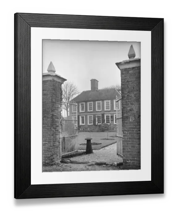 Framed Print : Barnhurst Farm a42_03204