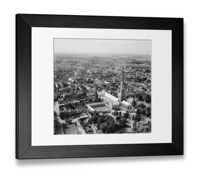 Framed Print : Norwich Cathedral EAW002894